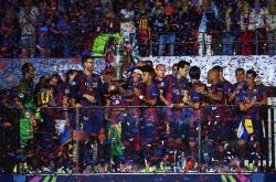 包含转折点！巴塞罗那远射贴柱，欧冠赛后攻防权衡，信心回归，球队文化再被提及的词条28圈平台