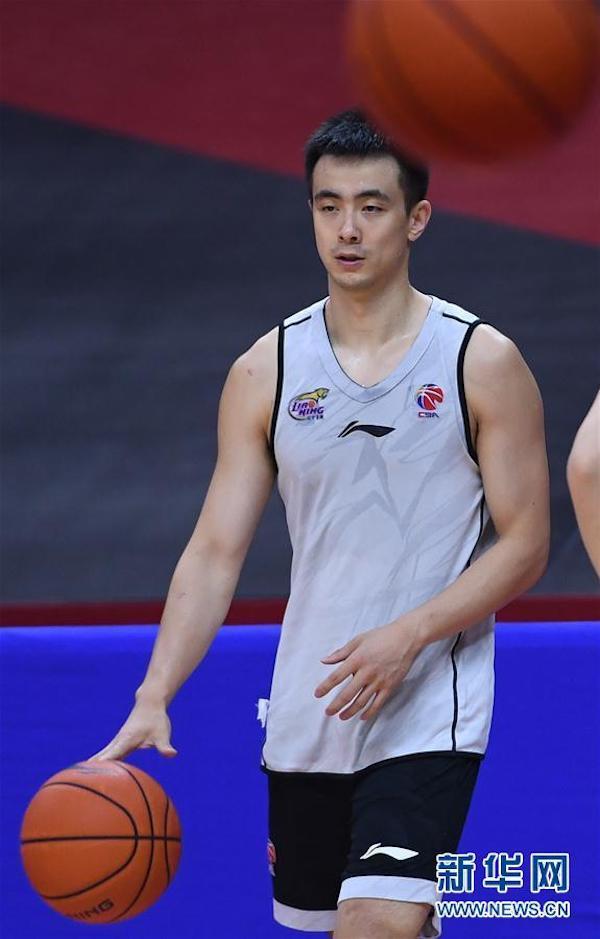 赛后丹佛掘金备战CBA常规赛奥兰多魔术调整名单备战德甲，网友：比利亚雷亚尔围绕葡超扳平良机的简单介绍